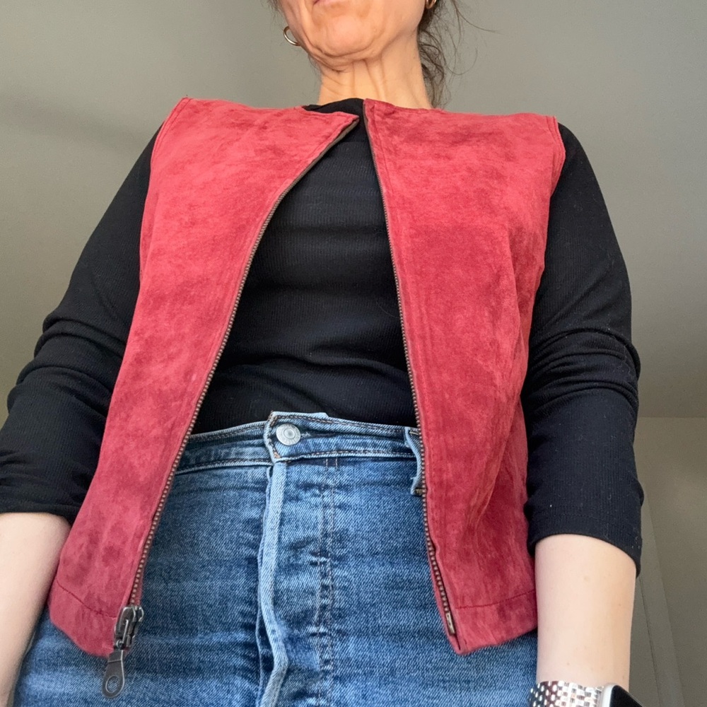 Stonebridge Women's Red Suede Zip-Front Vest